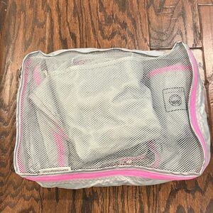 Mesh Travel Packing Cube Set - Pink and Gray